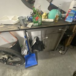 Side Table/Bar Table