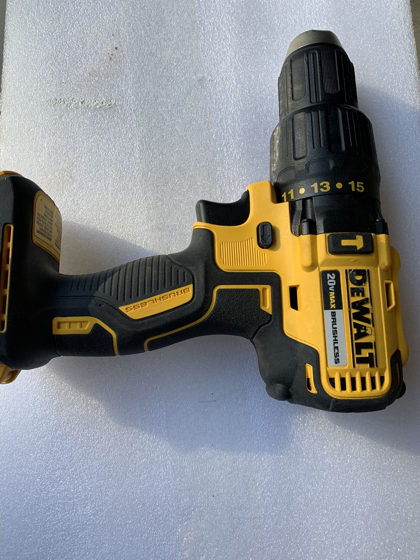 DeWalt DCD778B 20V Max 2 Speed 1/2" Cordless Brushless Hammer Drill Tool only  It brand new and working like champ 