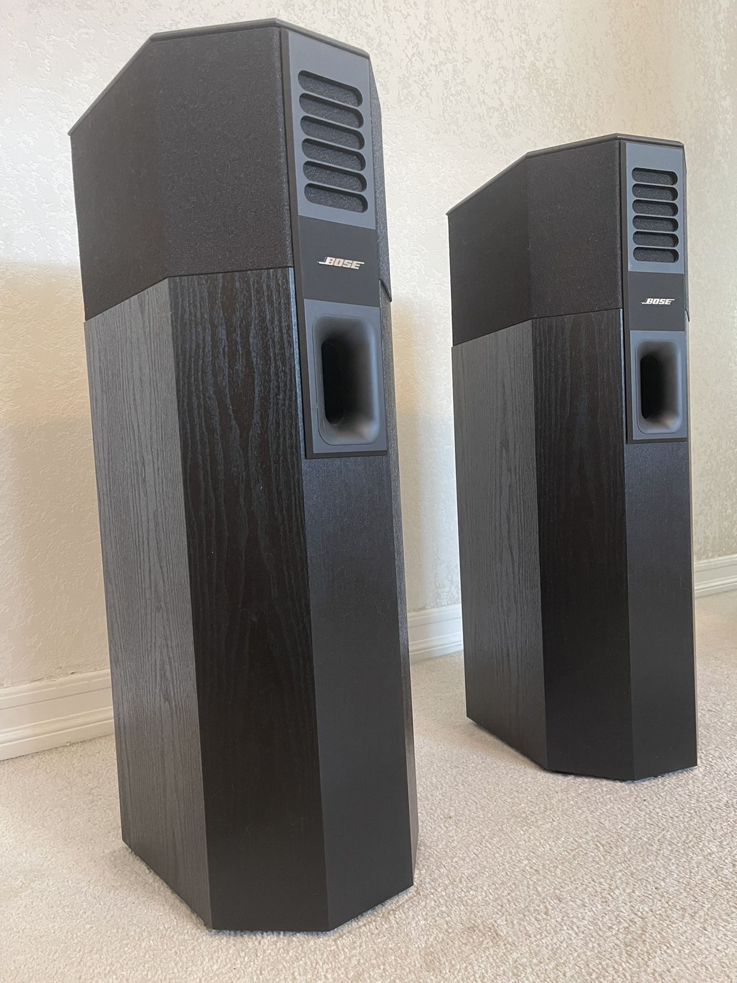 Bose 701 Speakers Immaculate Condition for Sale in Mission Viejo, CA