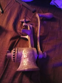 Universal meat grinder