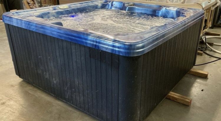 Artesian Garden Spas Wisteria Hot Tub – Including DELIVERY & WARRANTY - $5,900