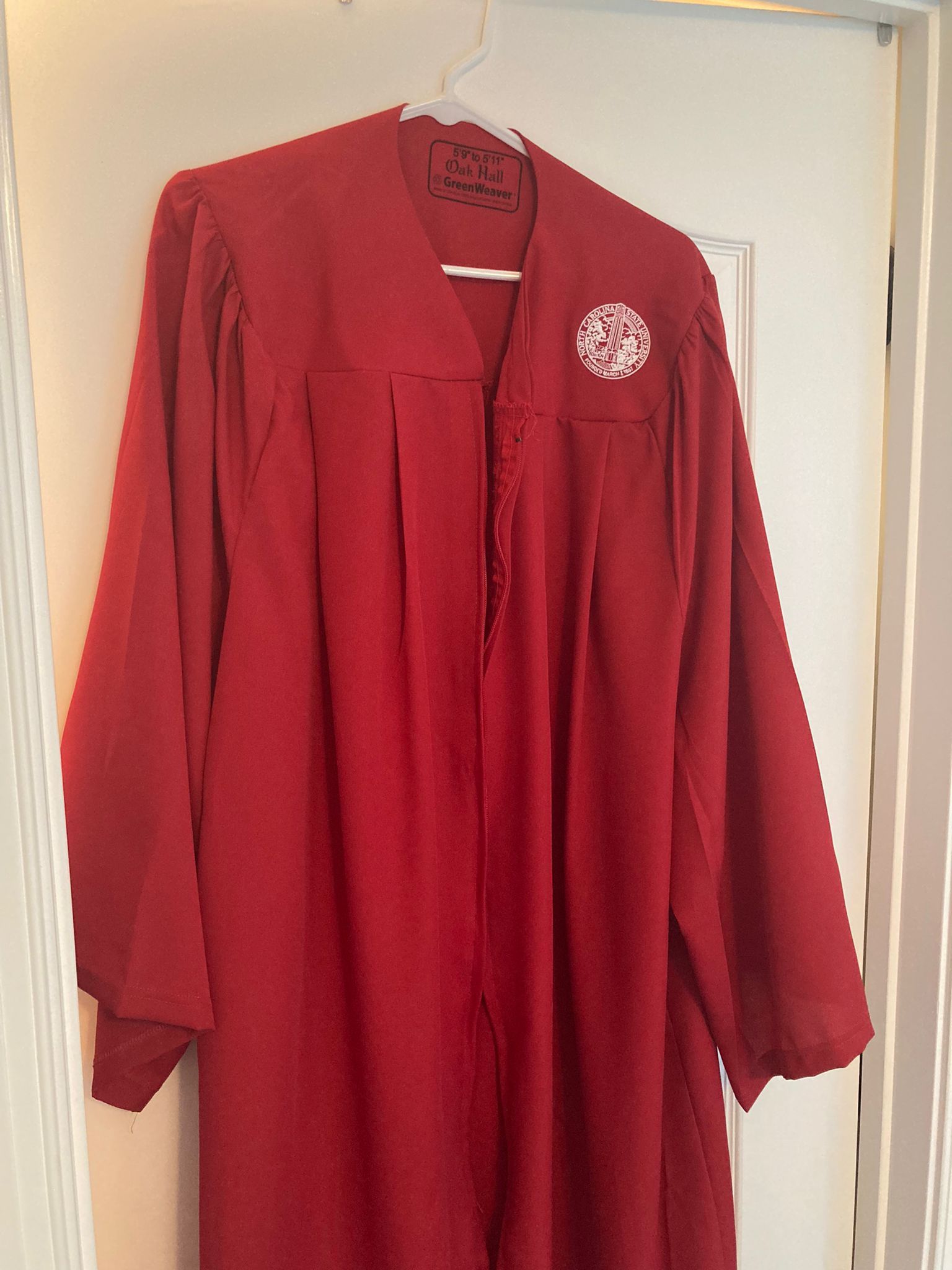  NCSU Graduation Gown