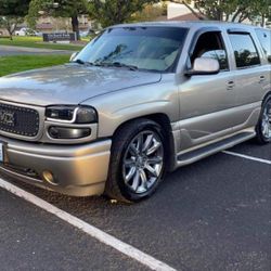 Super Clean!!Yukon Denali!!Lots Of Custom Work/aftermarket Parts 