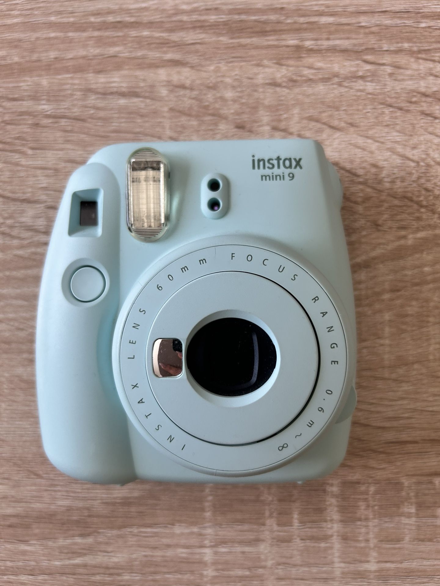 Instax mini Polaroid Camera (color: Mint)