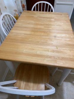 Dining room table with six chairs
