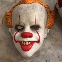 Penny Wise Small Adult Costume