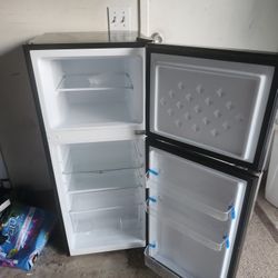 Mini Fridge And Freezer