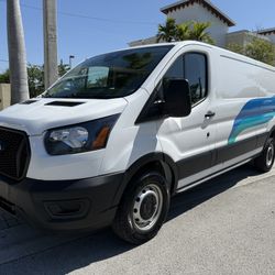 2023 Ford Transit Low  Roof 
