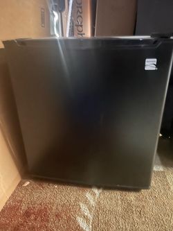 Kenmore mini fridge