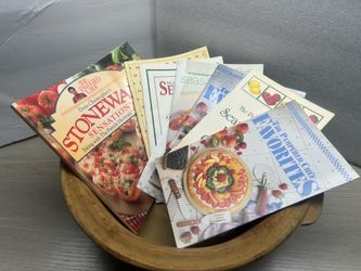Pampered Chef Family Heritage Stoneware 12.5” Large Baking Bowl + 7 Pampered Chef Recipe Books-Reduced Again