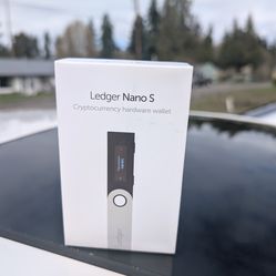 Open Box - Ledger Nano S Cryptocurrency hardware wallet