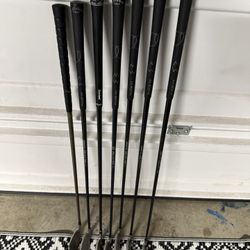 Calloway Iron Berthda Sets