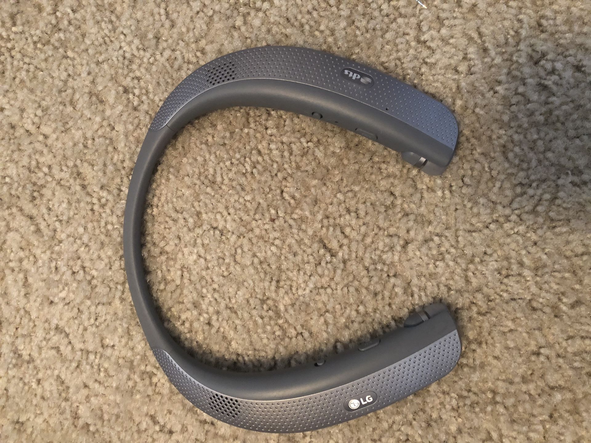 LG Wireless/Bluetooth Headphones WITH External Speakers