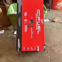 Milwakee1” D-handle Ext Anvil Hi Torque Impact Wrench Kit Set