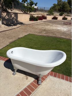 Clawfoot Bathtub