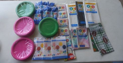 Party Supplies Wedding Birthday Plates Cutlery Plastic Table Covers