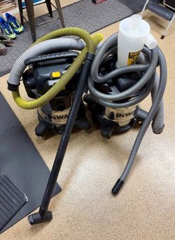 Stainless DEWALT 10 Gallon Shop Vac and Dust Seperator DXV10S DXVCS003