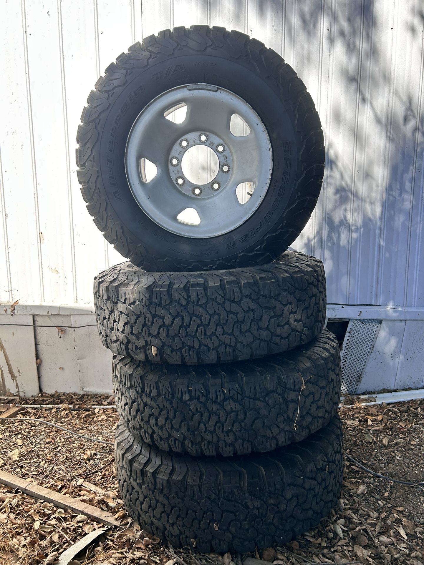 Ford F-350 Rims And Tires