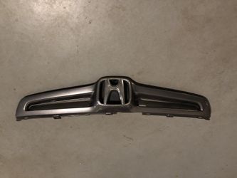 2003-2005 Honda Accord 4door Front Grill OEM