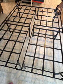 Queen bedframe Black Metal
