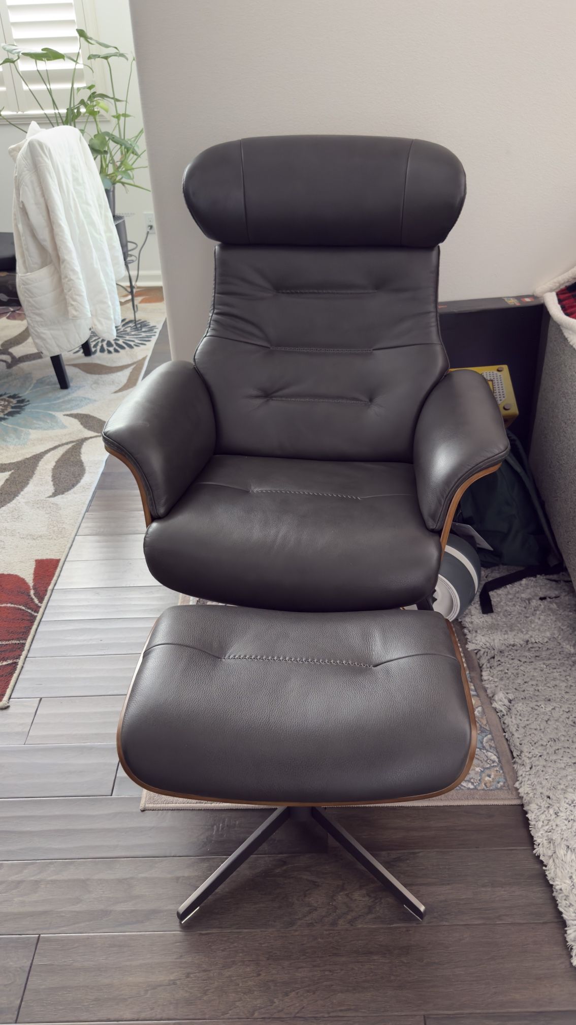 Leather Reclining Swivel Arm Chair With Adjustable Headrest & Ottoman