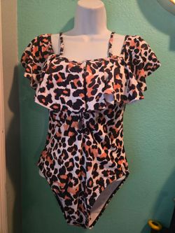 Tempt me brand new womens size small swim suit