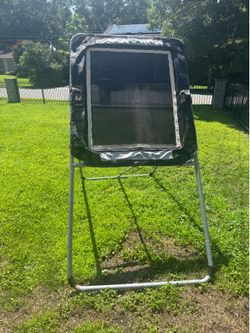 Crank shooter lacrosse rebounder