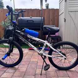 Kent Ambush FS20 BMX Bike - Like New! Price: $80 (OBO)