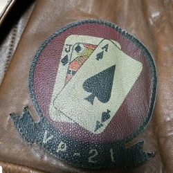 HEAVY LEATHER BOMBER JACKET SIZE LARGE