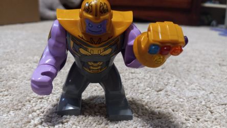Thanos lego minifigure with infinity guantlet