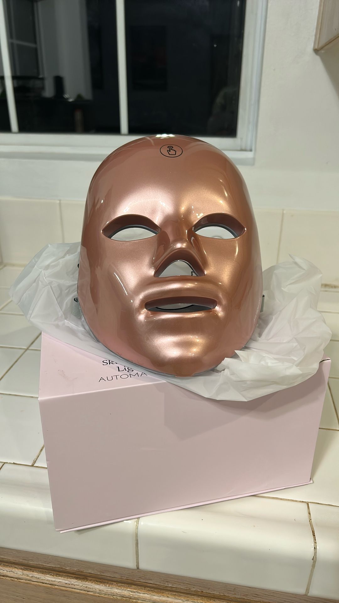 LED FACE Light Mask 2.0 Rose Gold Seven Colors. 