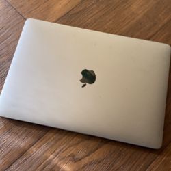 2017 MacBook Pro 13”