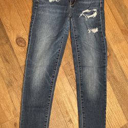 American Eagle size 6 regular distressed blue jeans denim next level stretch
