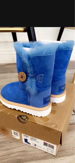 UGG T Bailey Button Toddler Boots Size 7