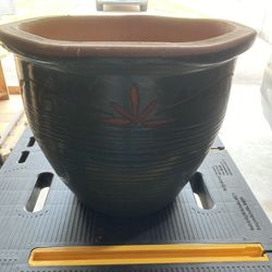 Unused 12” Avocado Green Floral Ceramic Pot