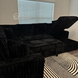 Soft Fluffy Corduroy Sectional Couch With Pull Out Bed / Storage / Charging Delivery Available 🚚