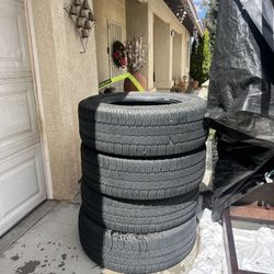 4 Matching Tires! P255/75R17 