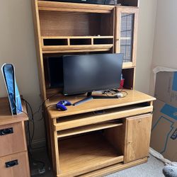 Computer Desk - Moving Today/need out Asap
