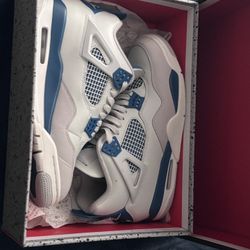 Jordan 4 Military Blue