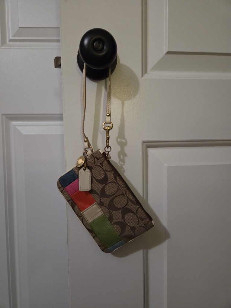 Coach Wristlet Wallet Vintage