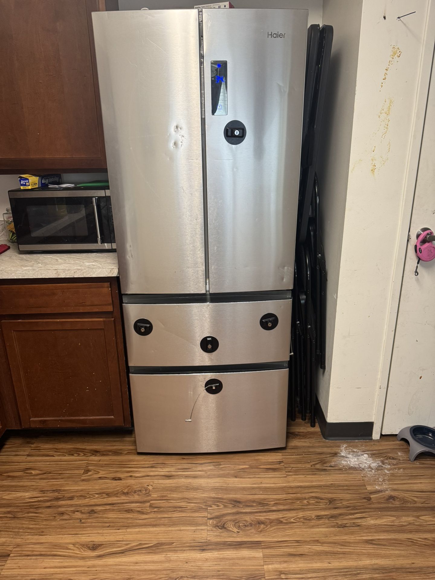 Refrigerator