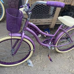 Huffy Cruiser Girl Bike 