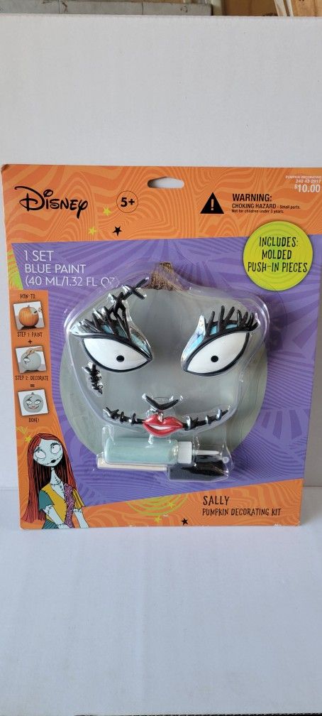 Disney Nightmare Before Christmas Sally Pumpkin Decorating Kit