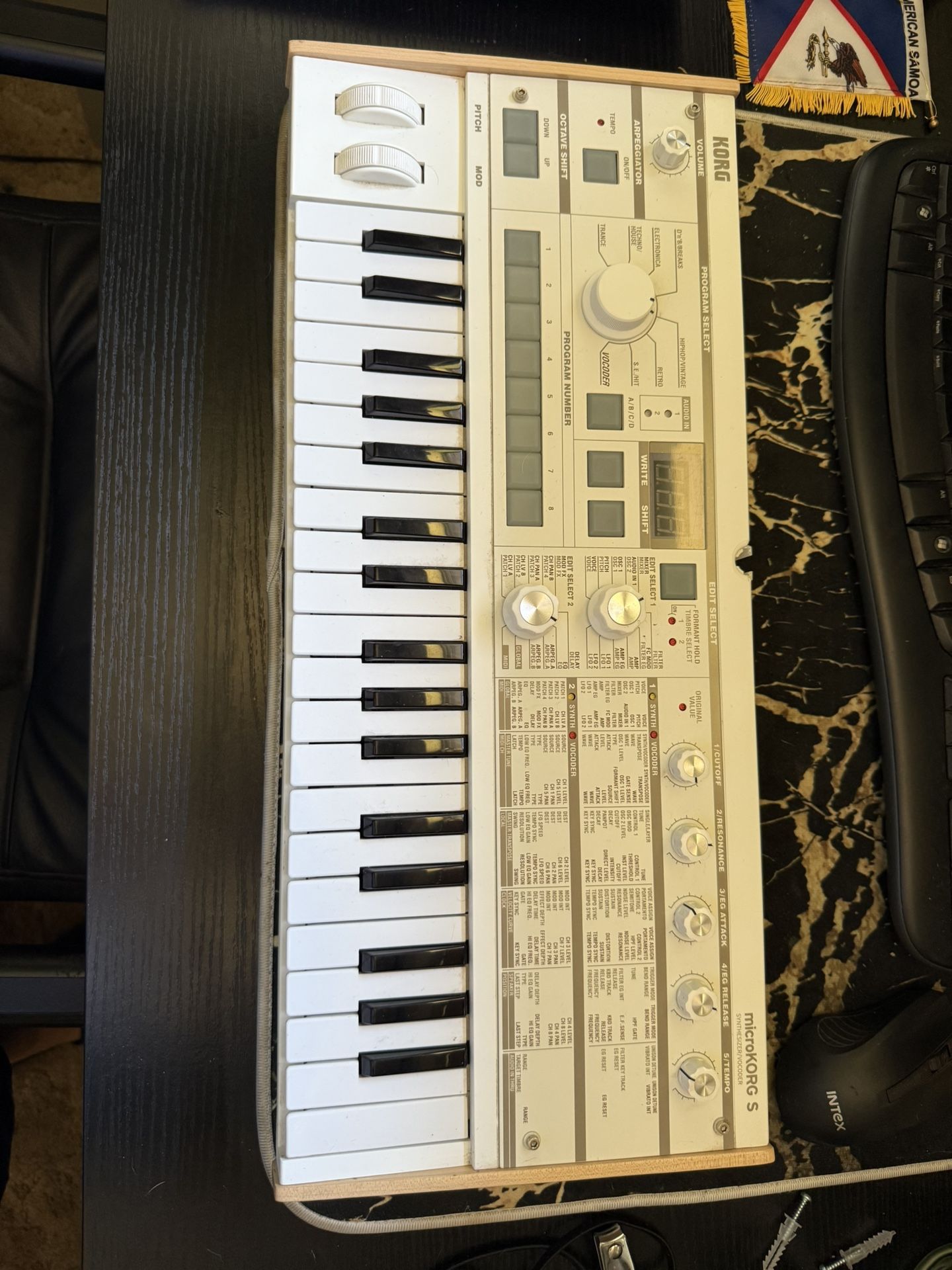 MicroKorg S synthesizer 