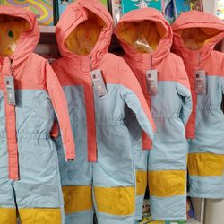 New Kids Snow Suit Size 2T,3T,4T,&5T