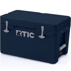 RTIC  CHEST OUTDOOR COOLER 