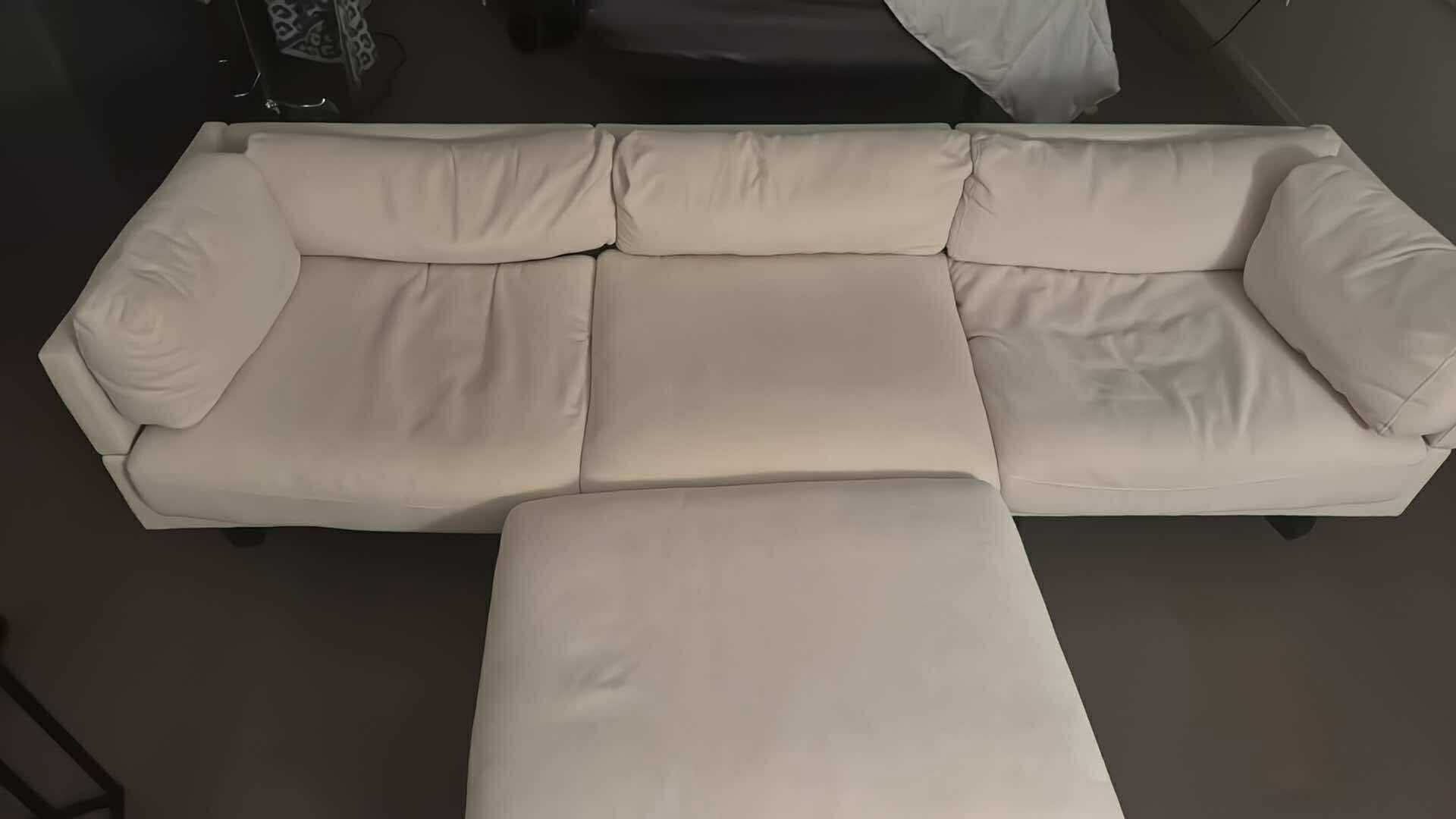 Couch With Chaise And Risers