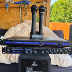 VocoPro VHF-37 Wireless Mic System with DA-1000pro Mixer