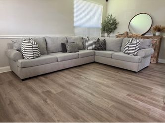 Light gray sectional sofa set