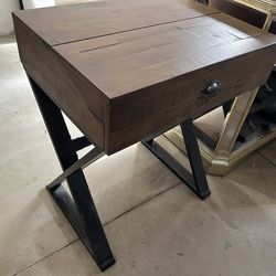 🔥 Moving Sale: study desk, dining chairs, coffee table, tv